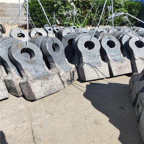 锤式制砂破碎机锤头 矿山碎石机高铬合金锤头耐磨筛护板篦子底漏