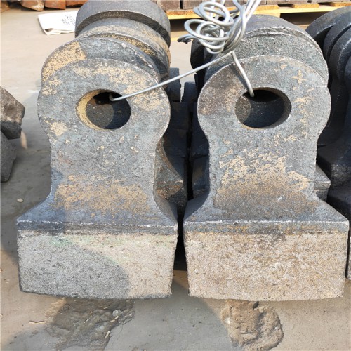 矿山石厂高锰钢破碎机锤头碎石机高铬合金锤头粉碎机制砂锤头