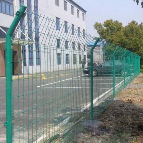 圈地护栏网 厂区围墙护栏网 绿色围栏网厂家现货