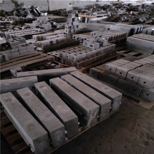 【河北旭晓高铬合金锤头高铬方锤耐磨锤头制砂机锤头细碎机锤头】