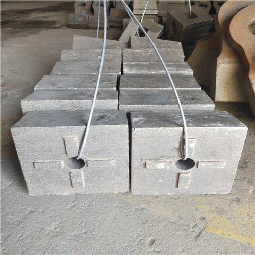 破碎机锤头高铬合金耐磨锤头砖厂高铬合金方锤