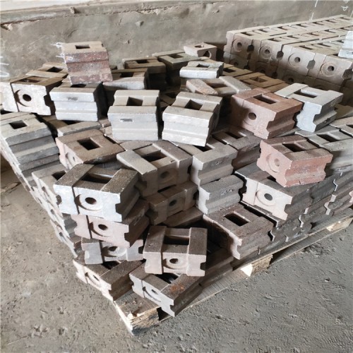 【砖厂粉碎机耐磨锤头方锤头高锰/高铬方锤】