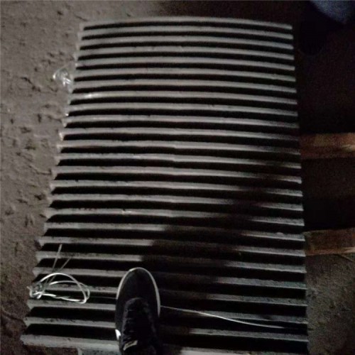 成都颚式破碎机动颚,颚板,齿板牙板_郑州同望机械设备有限公司