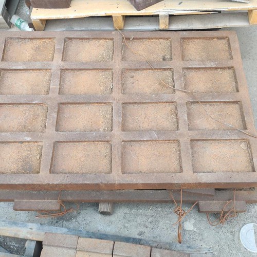 供应同望颚式破碎机颚板(牙板、齿板)、护板、肘板、紧定衬套等