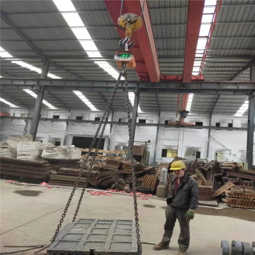 广西北海市PE 颚板齿板牙板颚破配件破碎机配件粉碎设备配件