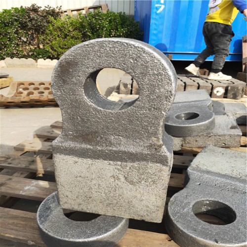 锤头破碎机铸造矿山移动制砂机高铬合金锤头打石料甩锤高锰钢