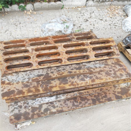 【高锰钢衬板边护板立式打砂机配件高锰钢衬板鄂板】价格_厂家