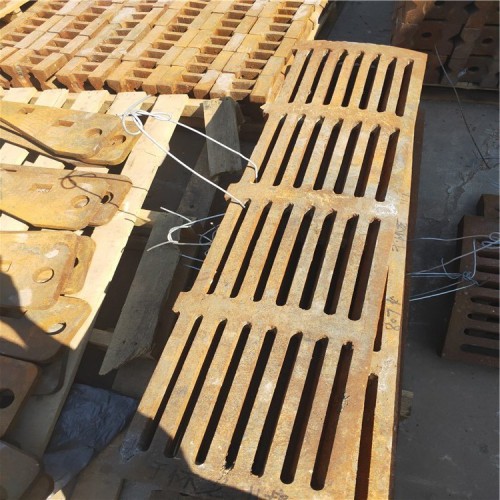 【厂家直销破碎机高锰钢衬板、高锰钢侧板、高锰钢护板。】价格