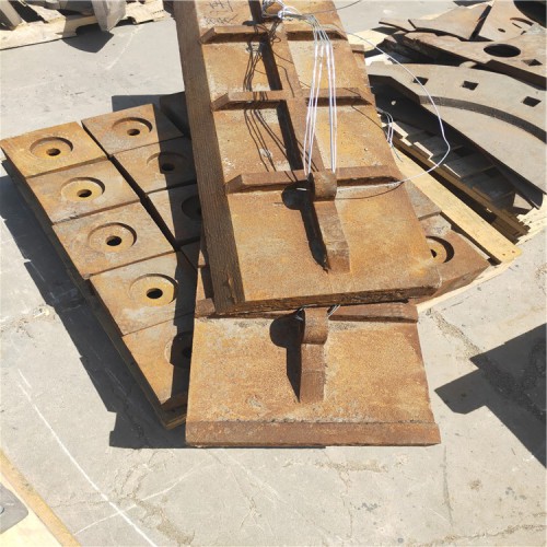 破碎机配件篦条锤头方锤筛板衬板篦条双金属复合锤铸造耐磨锤头