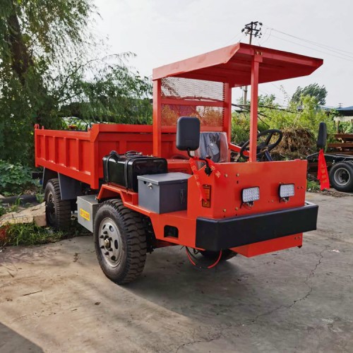 低矮巷道运输车采用四缸机 鲁正四吨窄体井下运输车