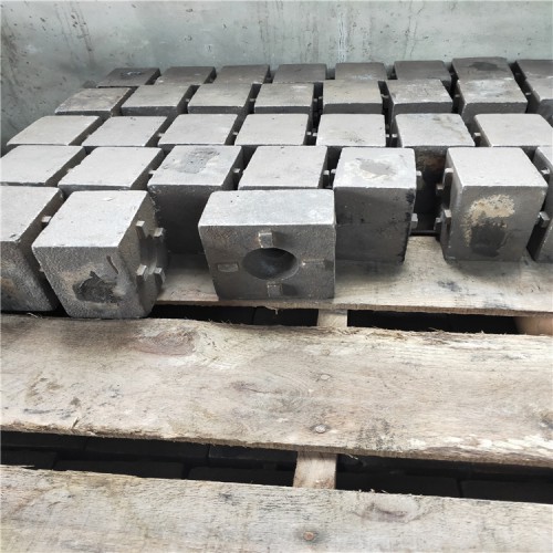 制砂机十字键合金方锤破碎机高铬合金锤头酒泉生产锤式破碎机