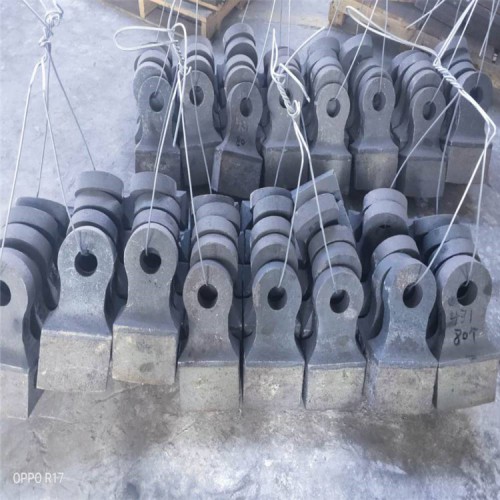 【高铬耐磨锤头河北生产厂家方锤甩锤板凳锤】