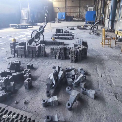 【高铬锤头高锰钢锤头双金属复合锤头甩锤方锤合金钢锤头】