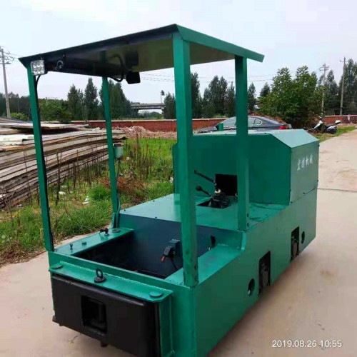 矿用2吨柴油机车 柴油轨道矿车