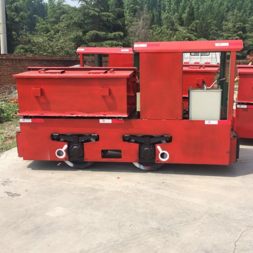 牵引20吨电机车 防爆矿用5吨牵引机车