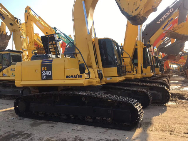 小松240二手挖掘机 小松二手挖掘机 小松二手挖机