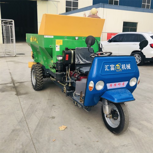 供应三轮撒粪车 批发撒粪车价格