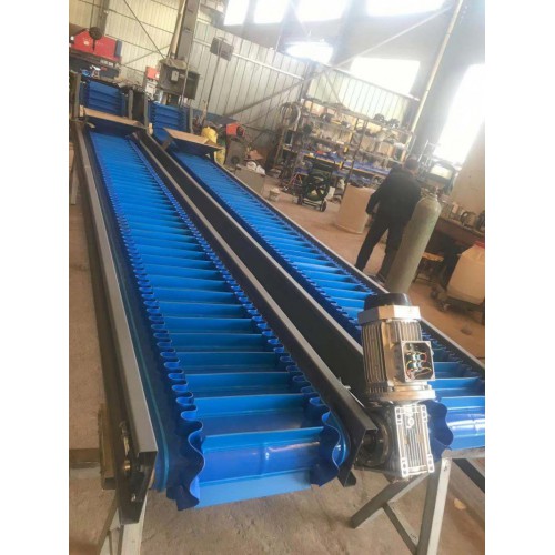 裙边皮带输送机 裙边皮带输送机厂家