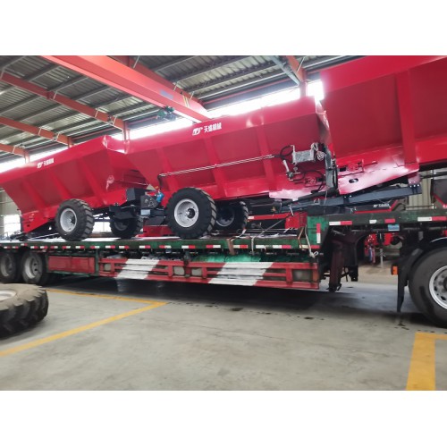 河南驻马店代理撒粪机 鲜粪撒肥车 施肥机 抛粪机 扬粪机
