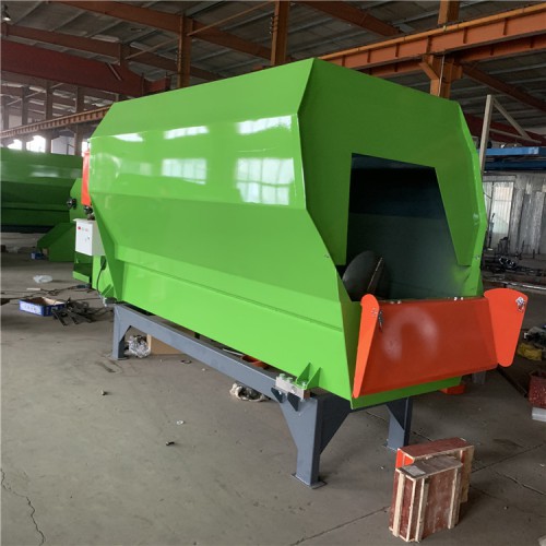 第二代TMR搅拌机 饲料搅拌混合机