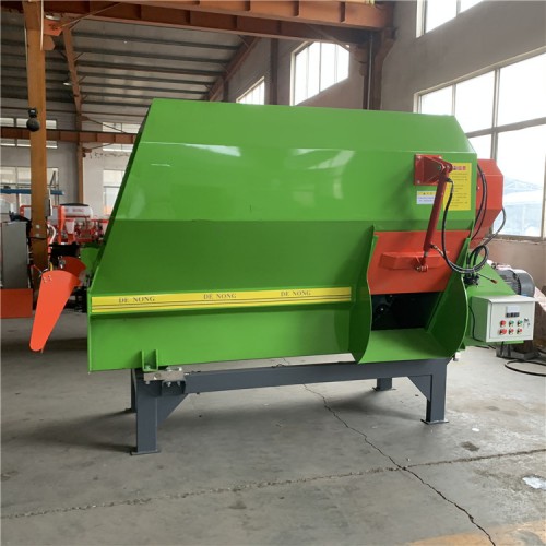 牛场饲养设备 TMR全日粮混合搅拌机