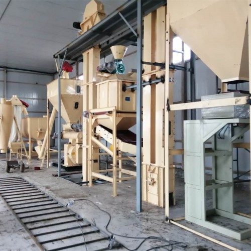 猪鸡鸭鹅鱼鸽子饲料生产线  粮食饲料加工成套设备 饲料机组