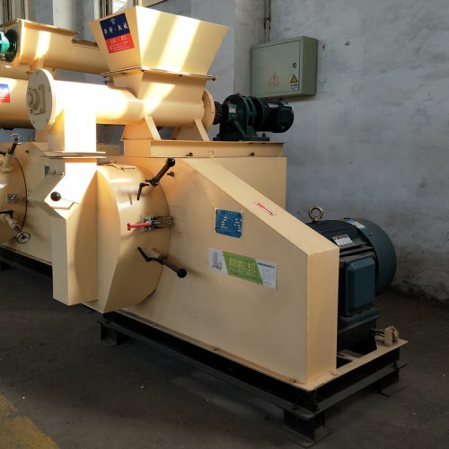 鸡饲料颗粒机 鸡饲料加工设备 环模饲料颗粒机 养鸡专用颗粒机