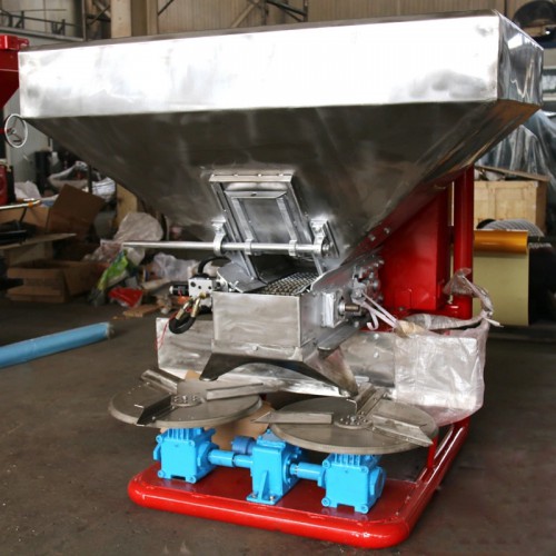 颗粒肥撒肥机 大棚撒肥机 果园撒肥机