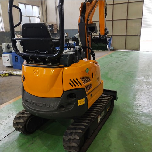 挖掘机 小型挖掘机