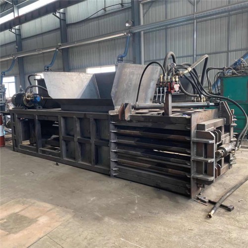 饮料瓶卧式打包机价格 支持定做卧式液压打包机 卧式打包机厂家