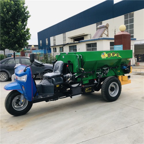 大棚撒肥车撒肥机