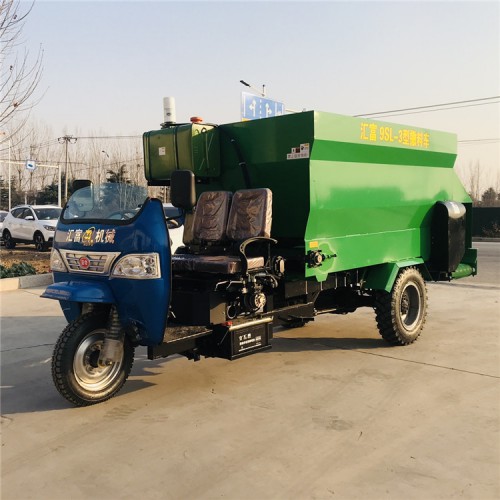 青贮撒料车 养殖场撒料机