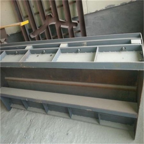 声屏障模具 栏杆声屏障模具 水泥声屏障遮板模具加工