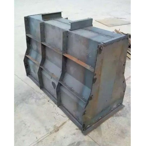 隔离带模具 高速隔离带模具 水泥隔离带钢模具图纸