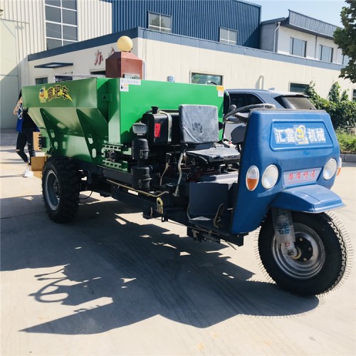 三轮的撒湿粪机 大棚湿粪撒粪车 撒肥车生产厂家