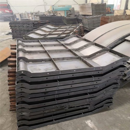 混凝土防撞护栏模具 中央防撞护栏模具 高速公路防撞护栏模具