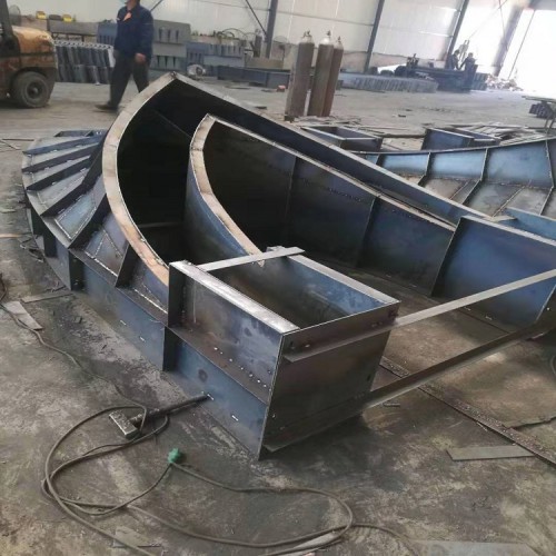 繁盛定制收费岛钢模具 安全岛钢模板 现浇式收费岛模具现货供应