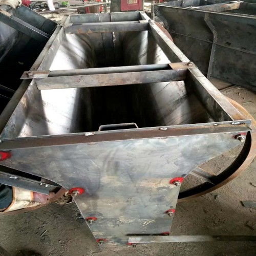 繁盛预制隔离墩模具  隔离墩钢模具  防撞隔离墩模具型号