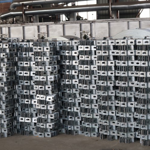 托架 高速护拦专用托架