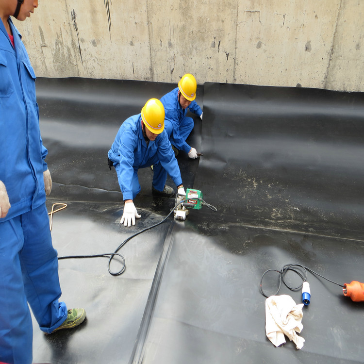 抗紫外线养殖防渗膜 0.7mm土工膜产品批发价