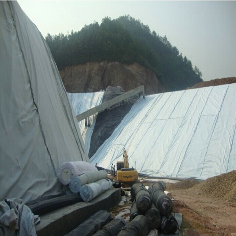 抗紫外线养殖防渗膜 0.7mm土工膜产品批发价