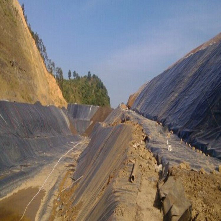 双鸭山hdpe土工膜 hdpe光面土工膜 HDPE土工膜渗滤液浮盖