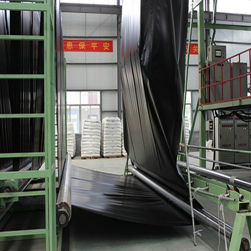 复合土工膜验收标准 复合土工膜厂家1 化工污水池土工膜价格