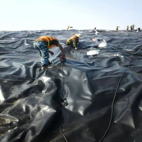 三明抗穿刺毛面HDPE防渗膜 土工膜焊接 1.5mm畜牧业厌氧塘HDPE防渗膜