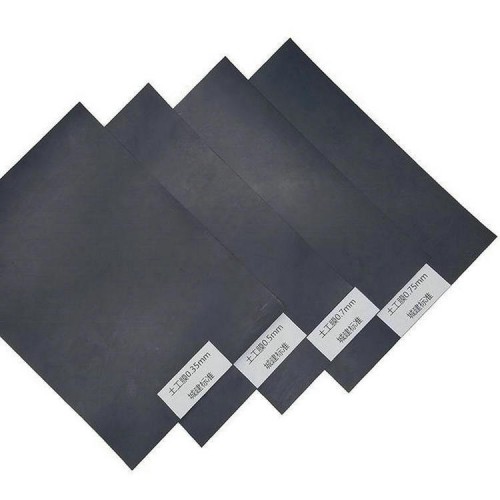 养殖场沼气池1.5mmHDPE单糙面防渗膜 0.30mmHDPE防渗膜性能稳定