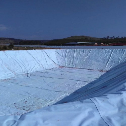 污水处理厂HDPE土工膜 0.9mm防渗膜经久耐用