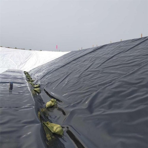 工业废水蓄水池防渗膜 河道治理防渗膜 果园蓄水池防渗膜