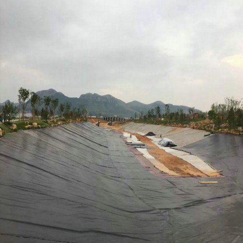 矿山堆场土工膜经久耐用