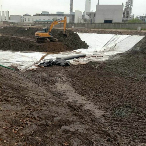 复合土工膜规格型号 景观湖防渗布 人工湿地防渗土工膜