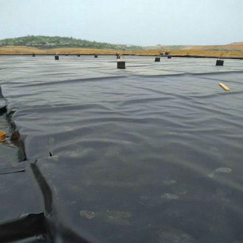 防渗膜莲池经久耐用